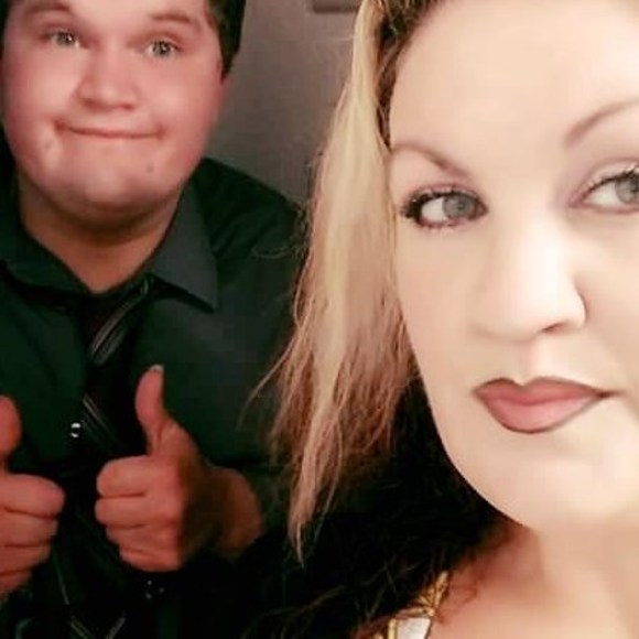 Meet your Posher, Shannon - Picture 1 of 1